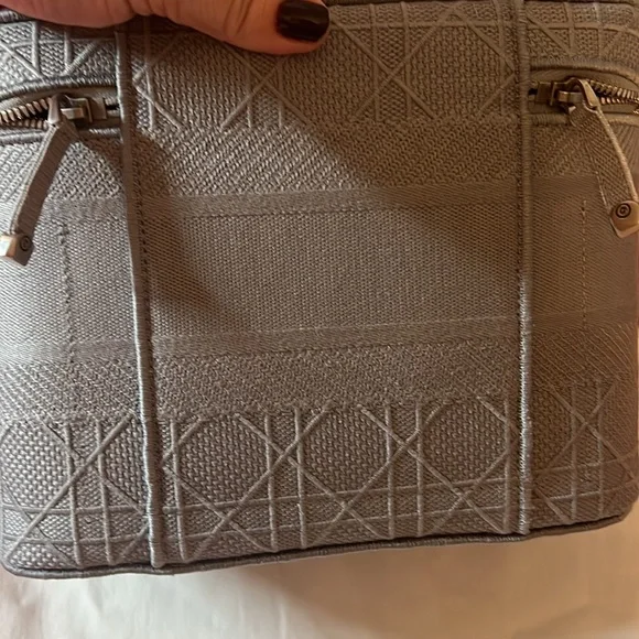🩶🩶Dior Canvas Vanity with Lots of Pockets and Space-Brand New🩶🩶🩶 - Picture 13 of 16
